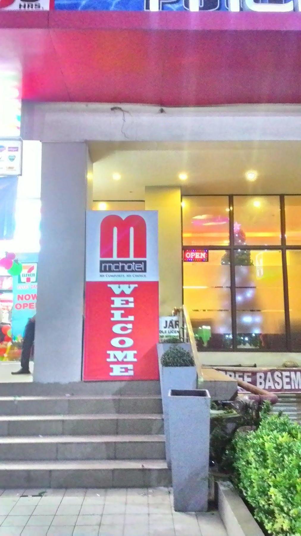 Oyo 637 Fox Hotel Bandar Quezon Luaran gambar